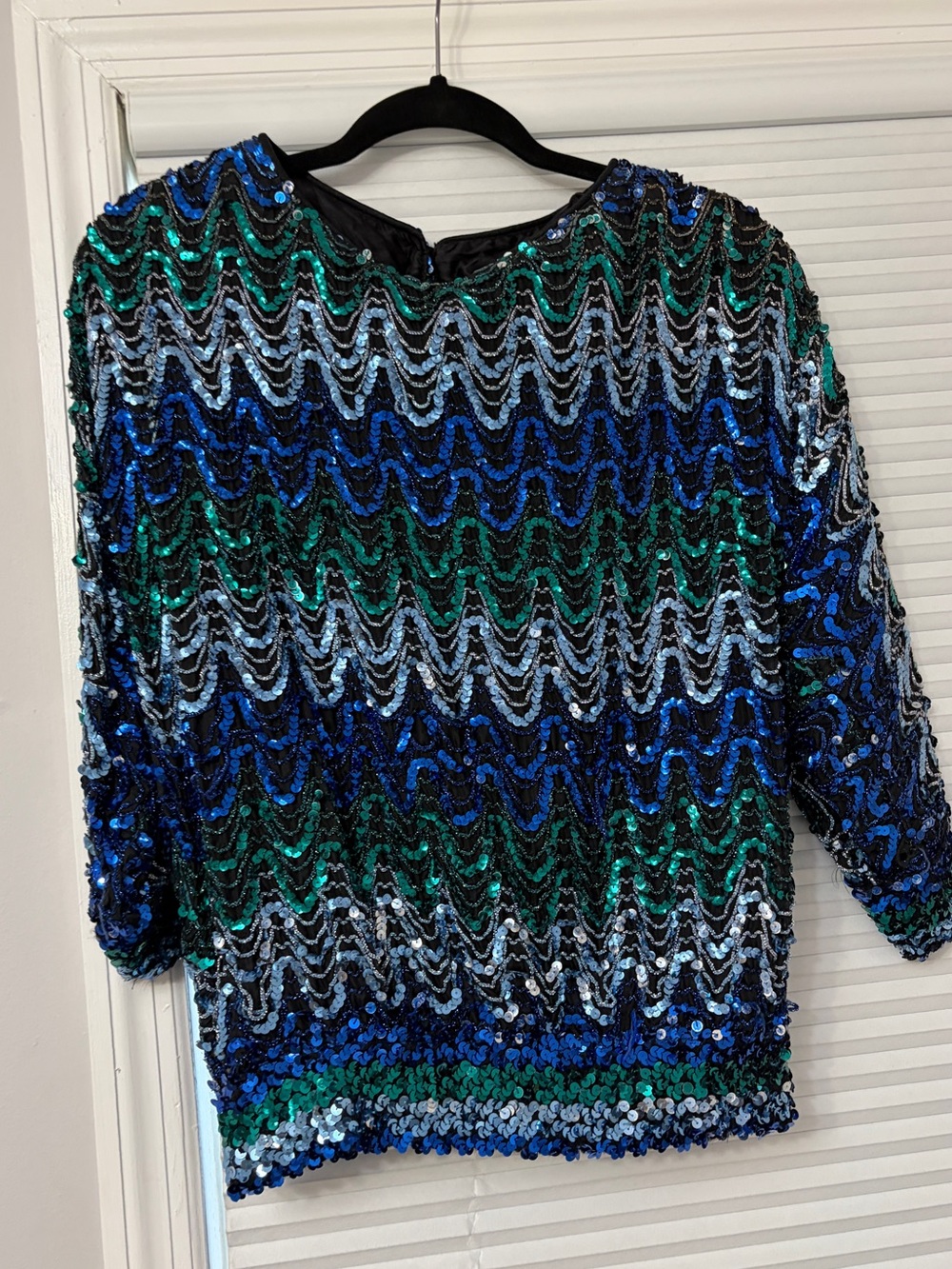Vintage Sequin Wave-Pattern Long Sleeve Top in Blue & Green